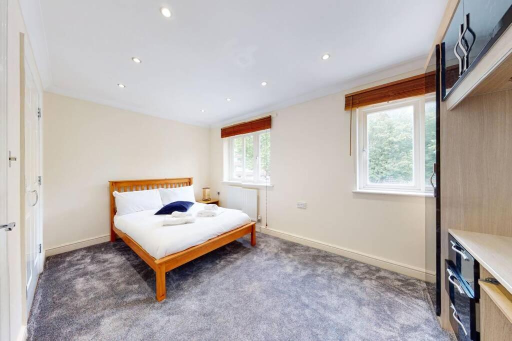 Super 2 Bed House With Privategarden London Ngoại thất bức ảnh